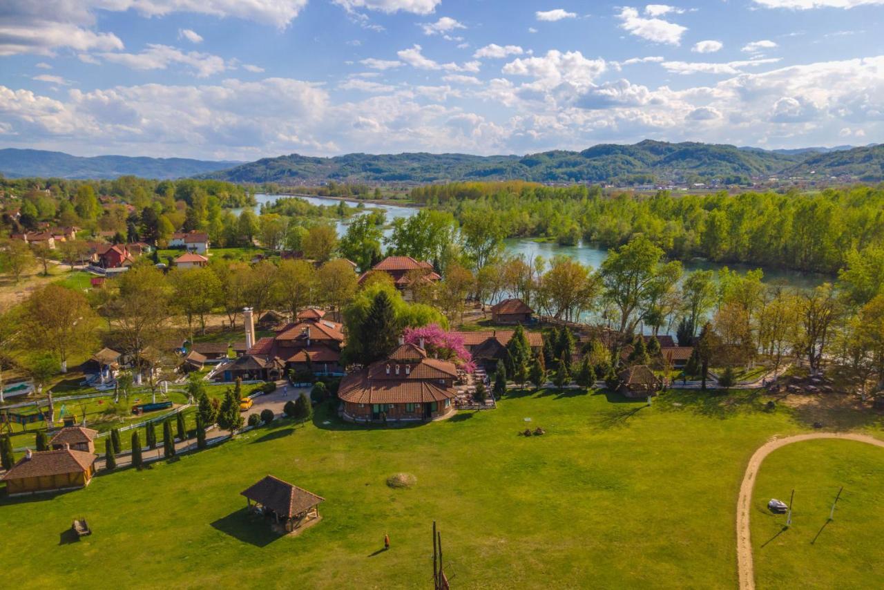 B&B Etno Village Suncana Reka Banja Koviljača Kültér fotó