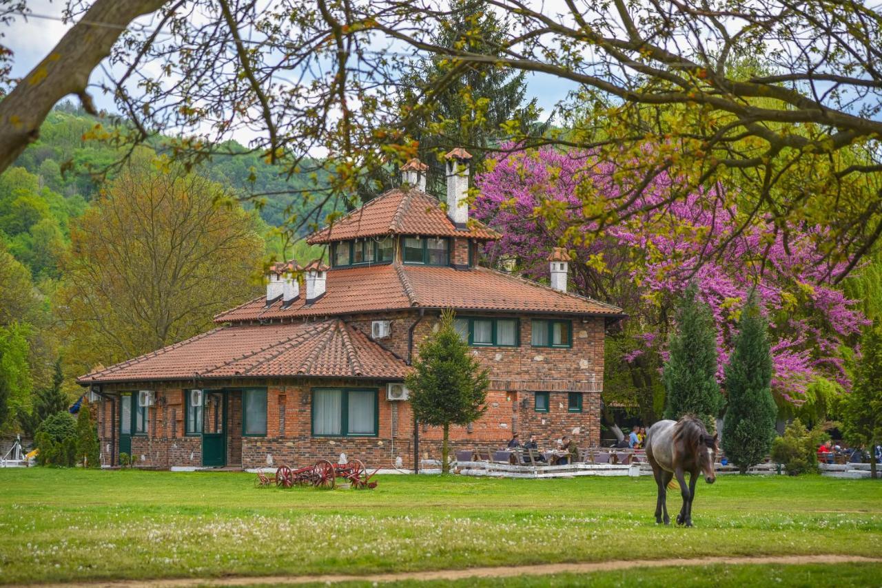 B&B Etno Village Suncana Reka Banja Koviljača Kültér fotó