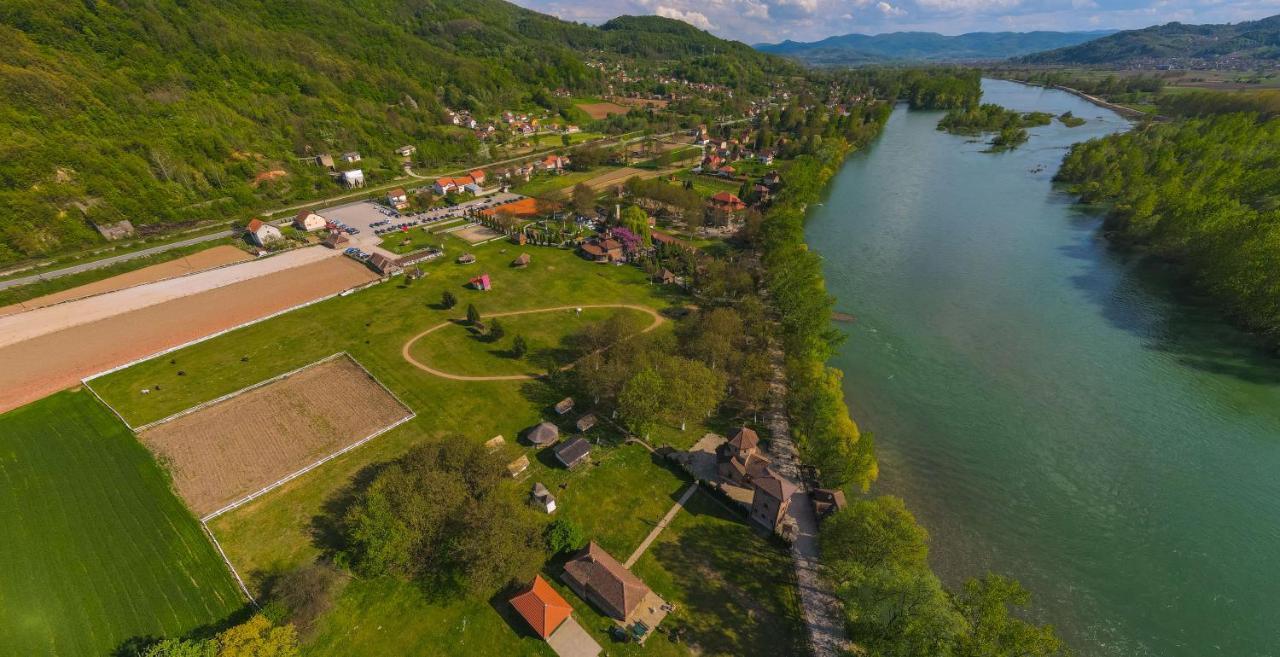 B&B Etno Village Suncana Reka Banja Koviljača Kültér fotó