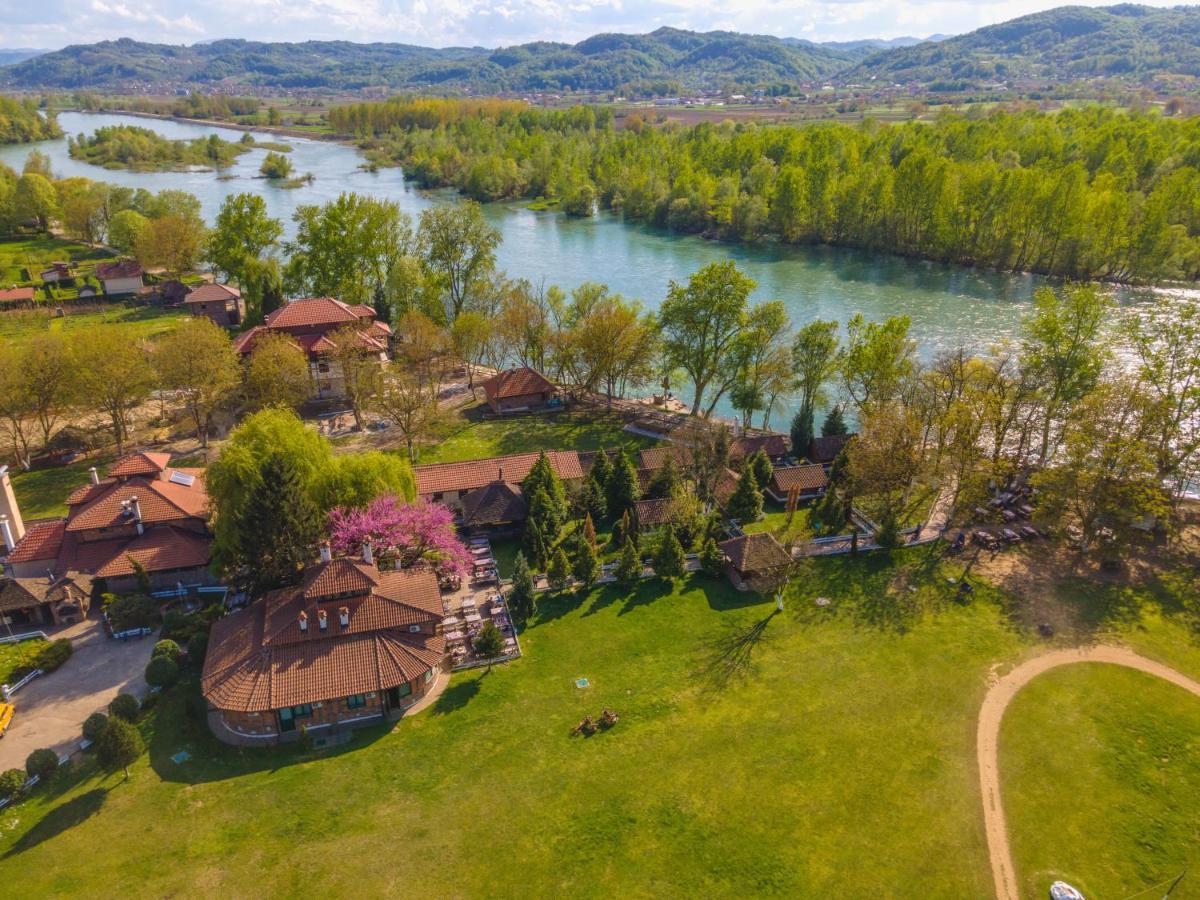 B&B Etno Village Suncana Reka Banja Koviljača Kültér fotó