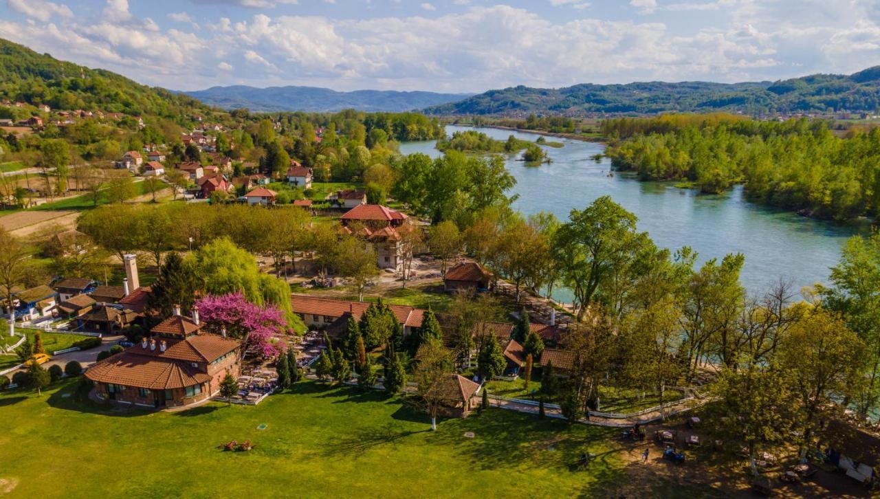 B&B Etno Village Suncana Reka Banja Koviljača Kültér fotó