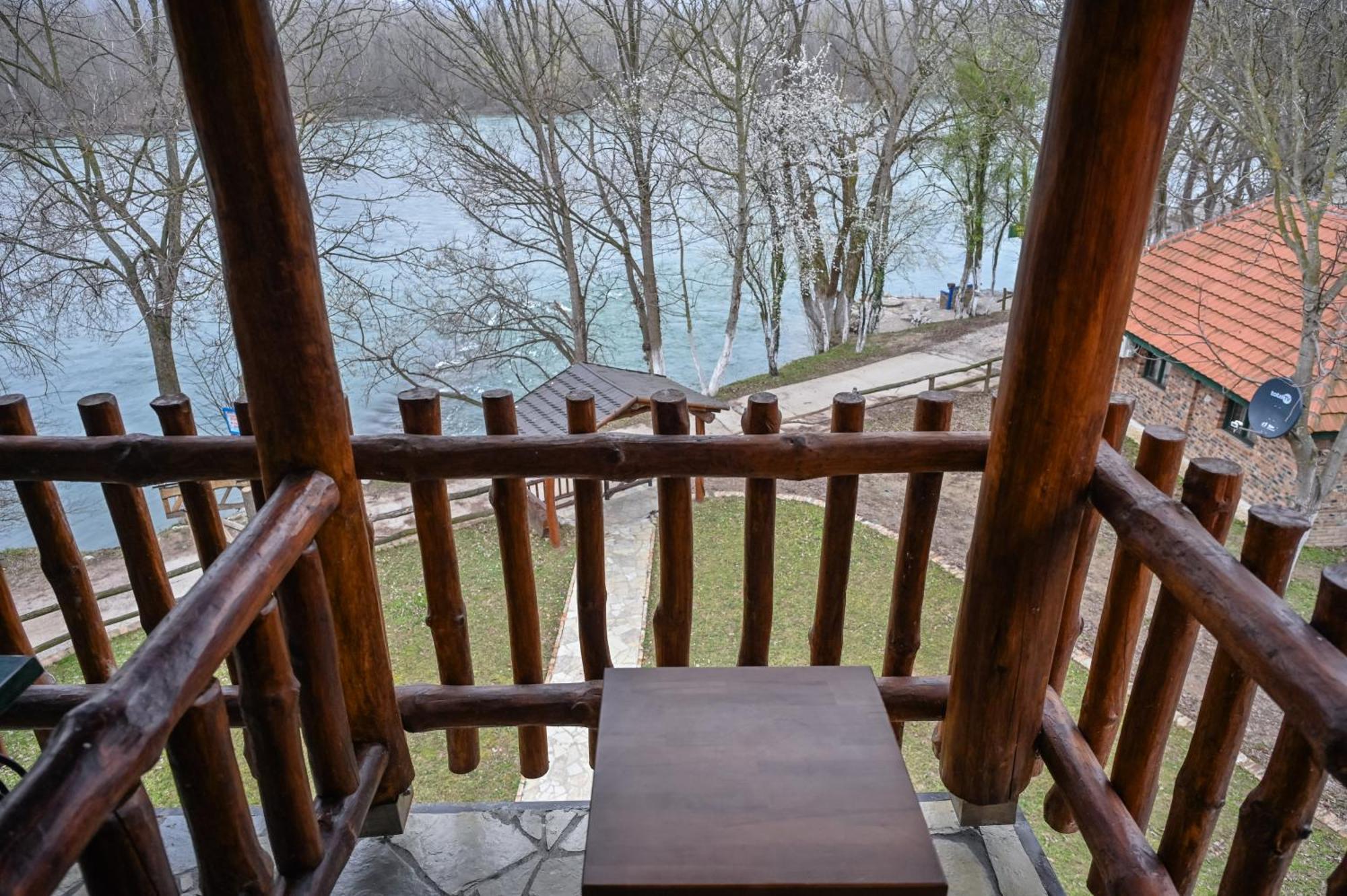 B&B Etno Village Suncana Reka Banja Koviljača Kültér fotó