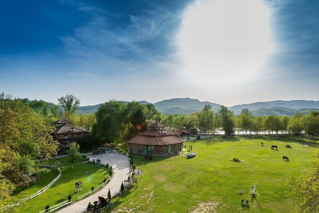B&B Etno Village Suncana Reka Banja Koviljača Kültér fotó