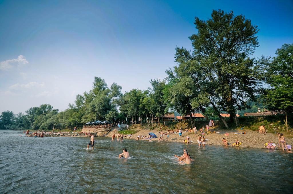 B&B Etno Village Suncana Reka Banja Koviljača Kültér fotó