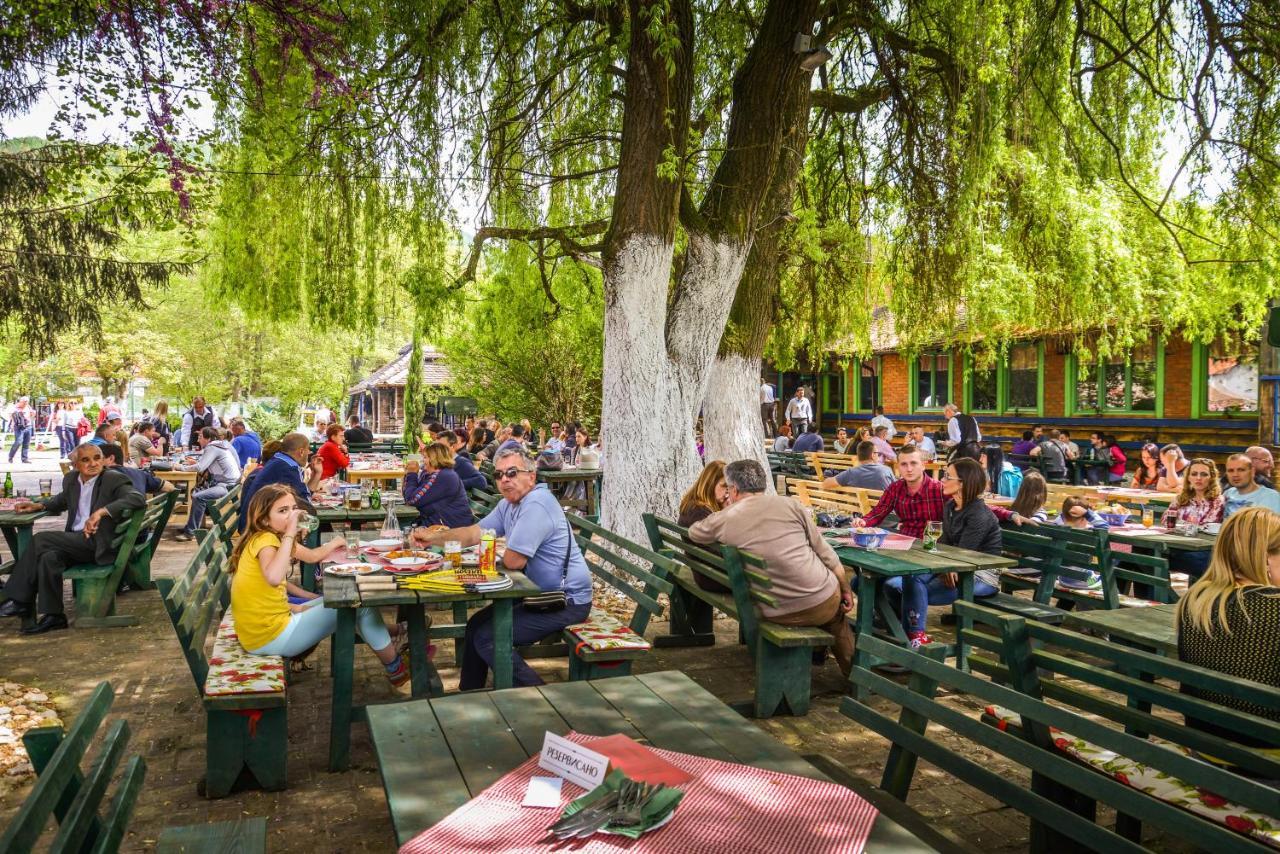 B&B Etno Village Suncana Reka Banja Koviljača Kültér fotó